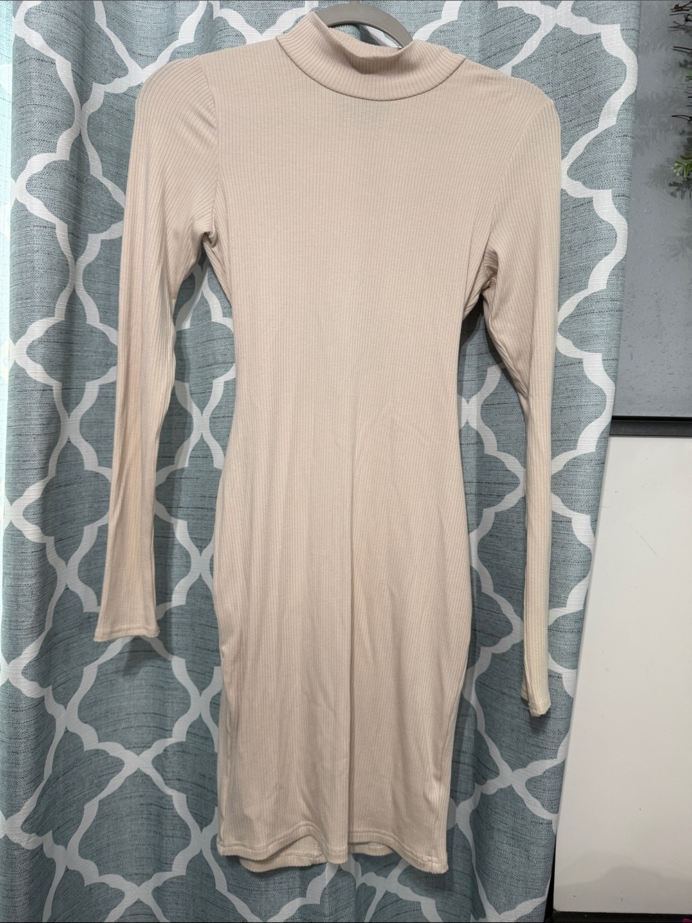 Kittenish by Jessie James Decker Beige Ribbed Mock Neck Long Sleeve Dress